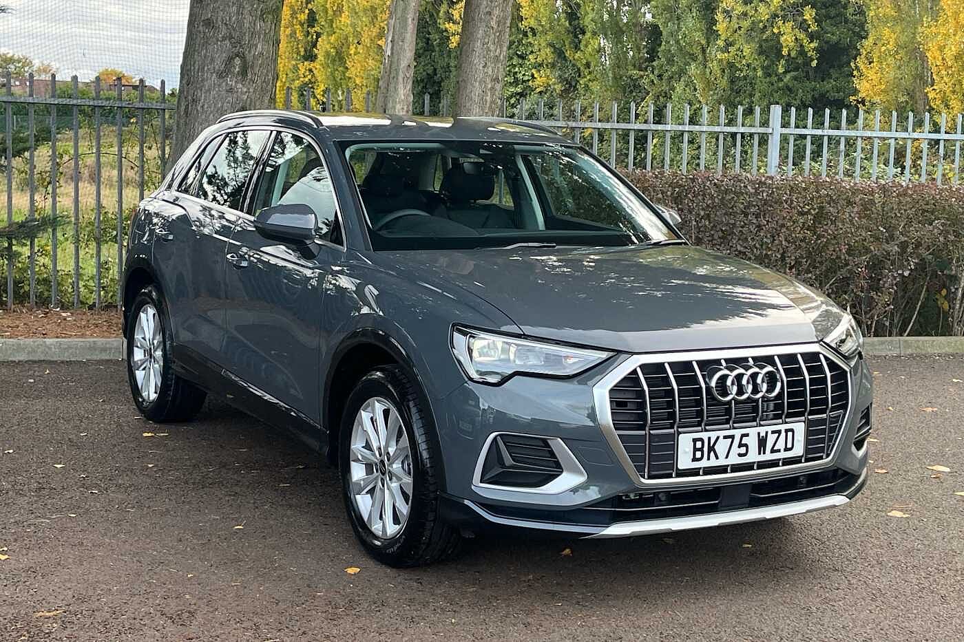 Main listing image - Audi Q3