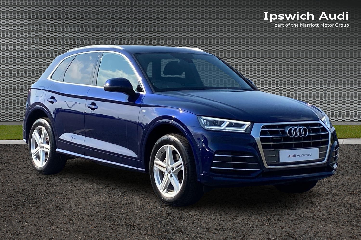 Main listing image - Audi Q5