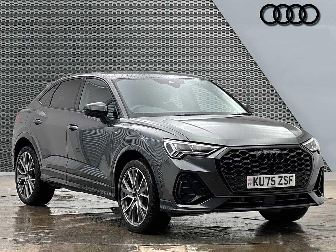 Main listing image - Audi Q3