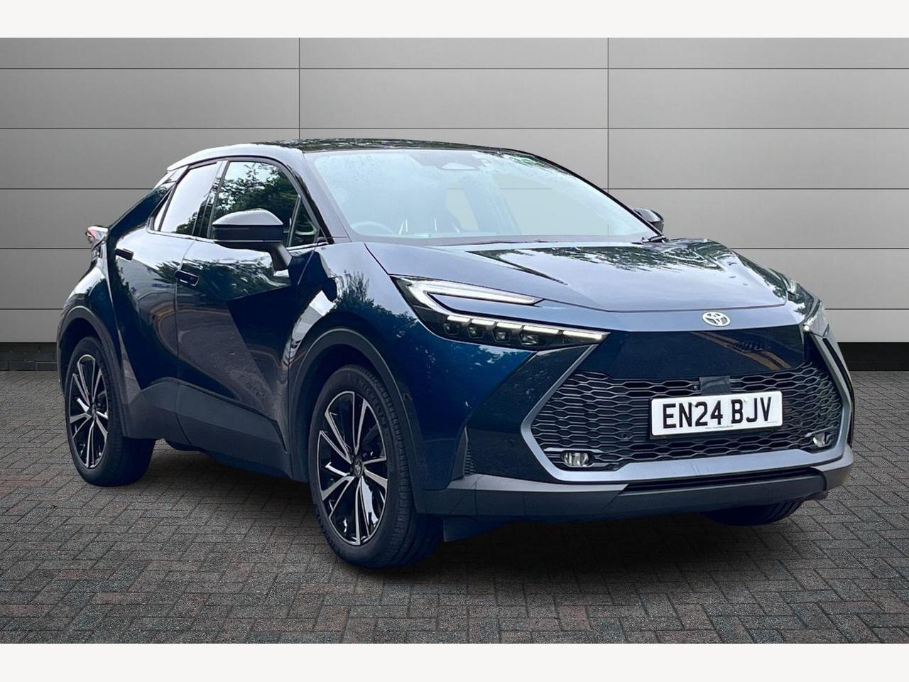 Main listing image - Toyota C-HR