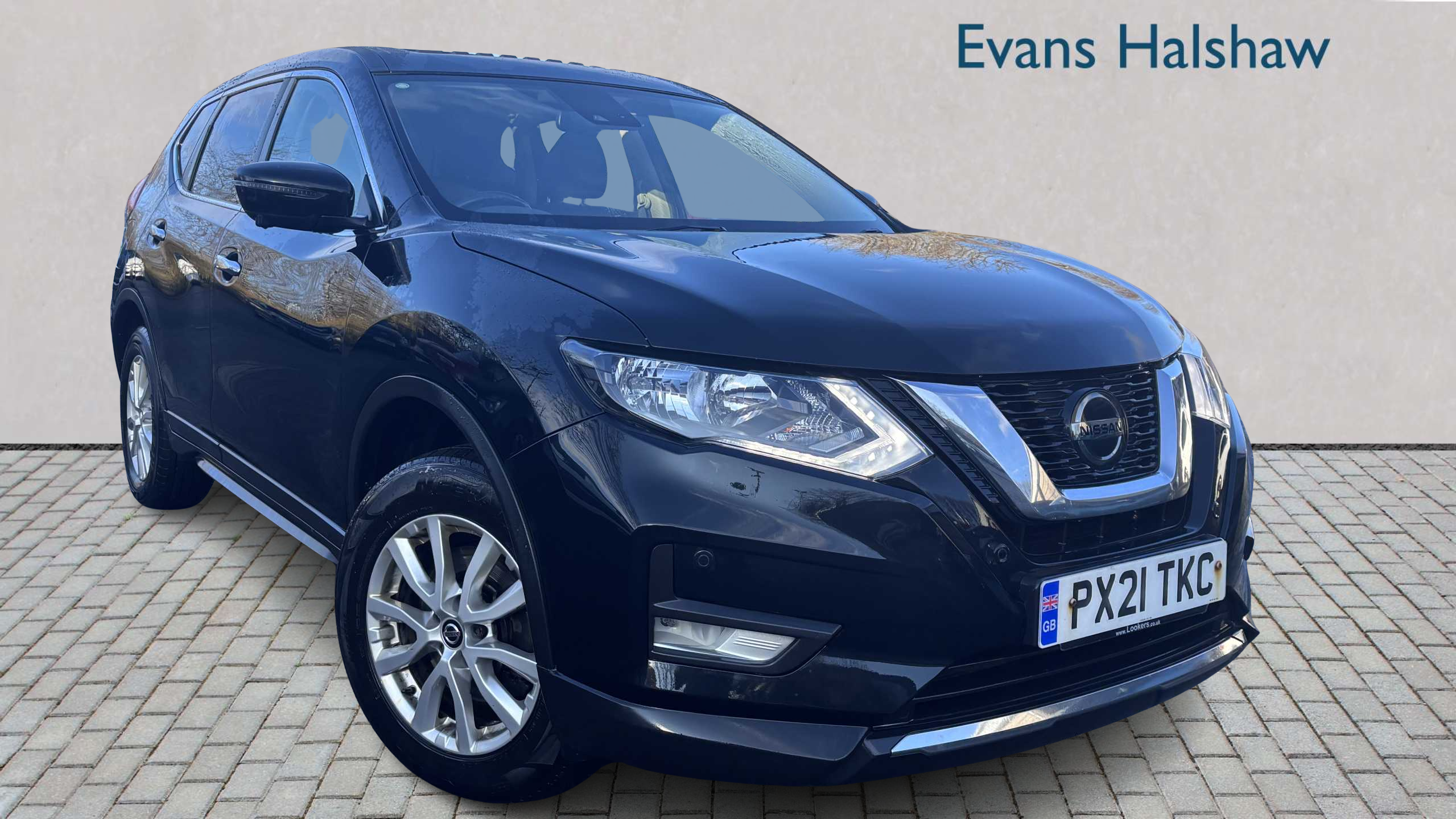 Main listing image - Nissan X-Trail