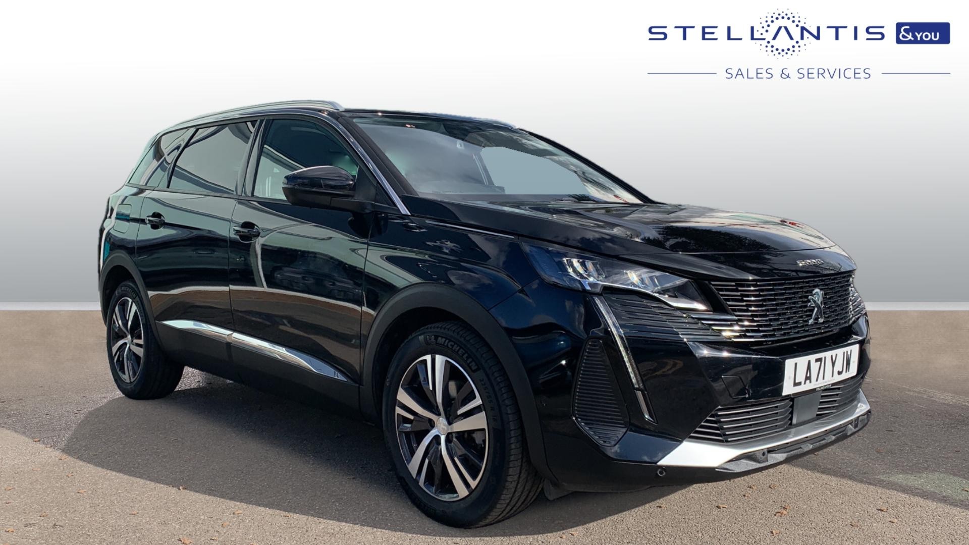 Main listing image - Peugeot 5008