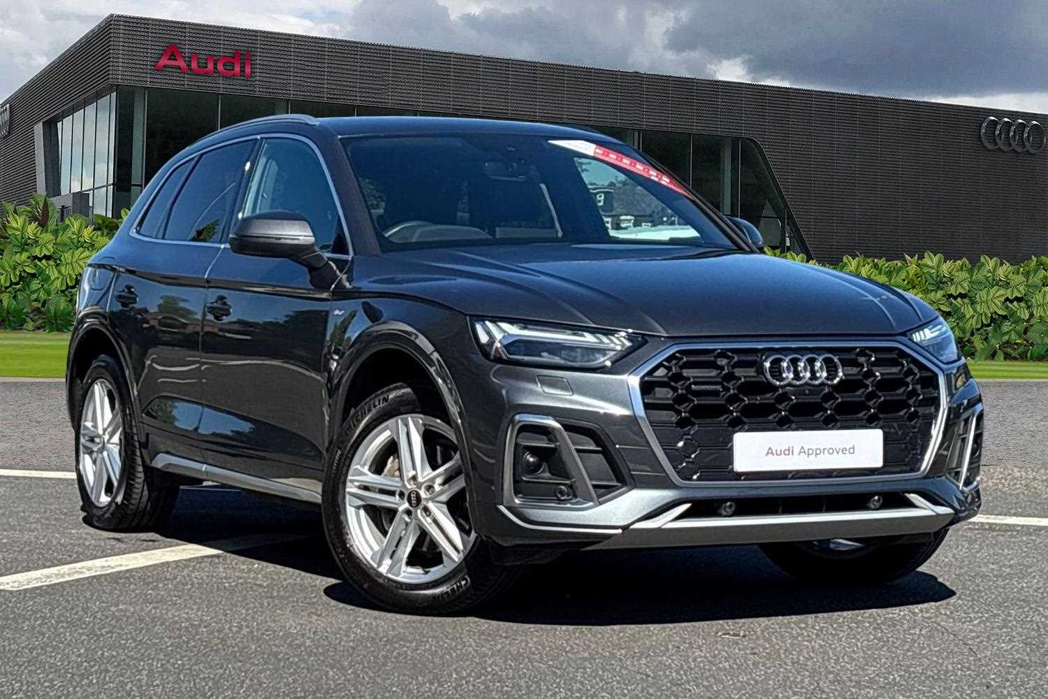 Main listing image - Audi Q5