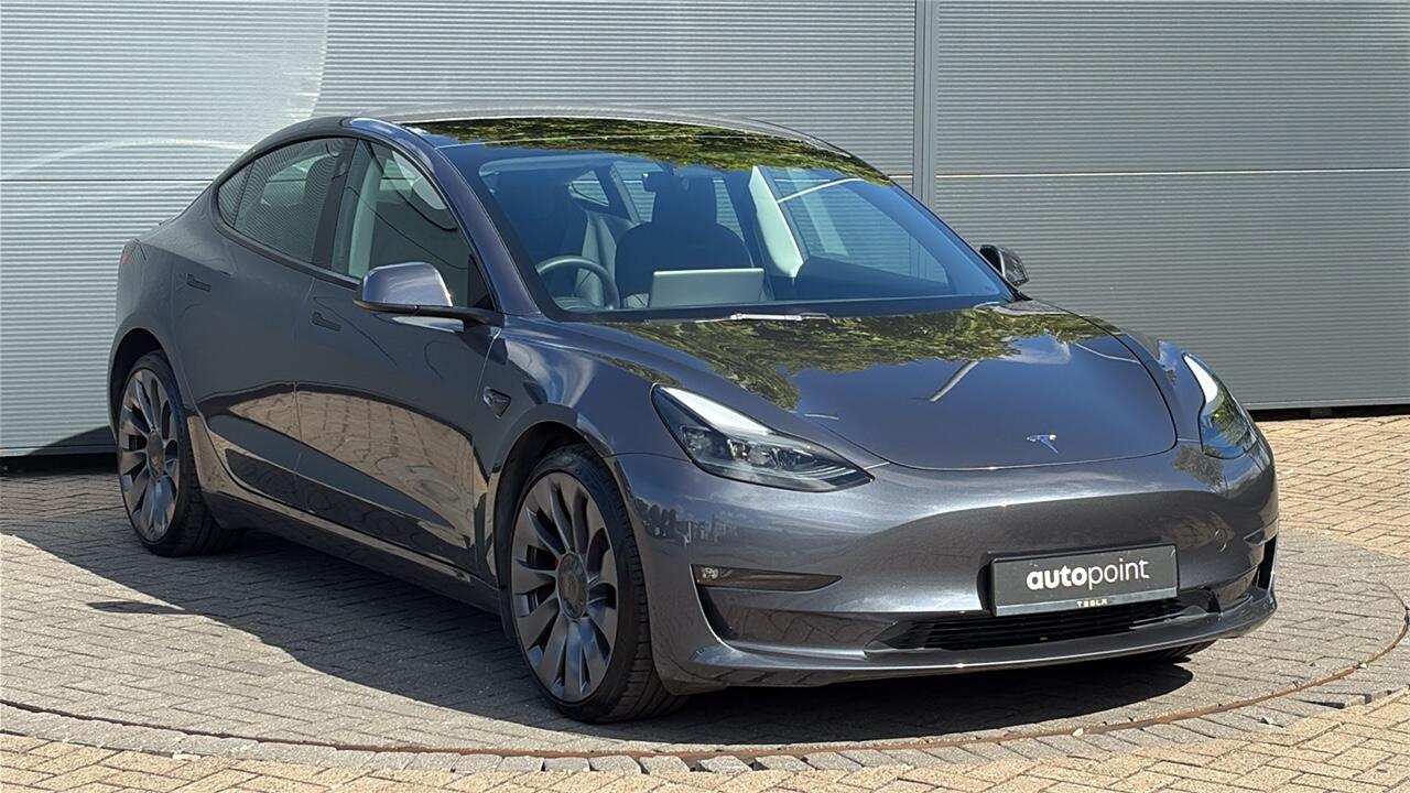 Main listing image - Tesla Model 3