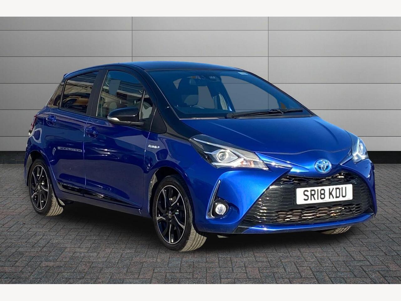 Main listing image - Toyota Yaris