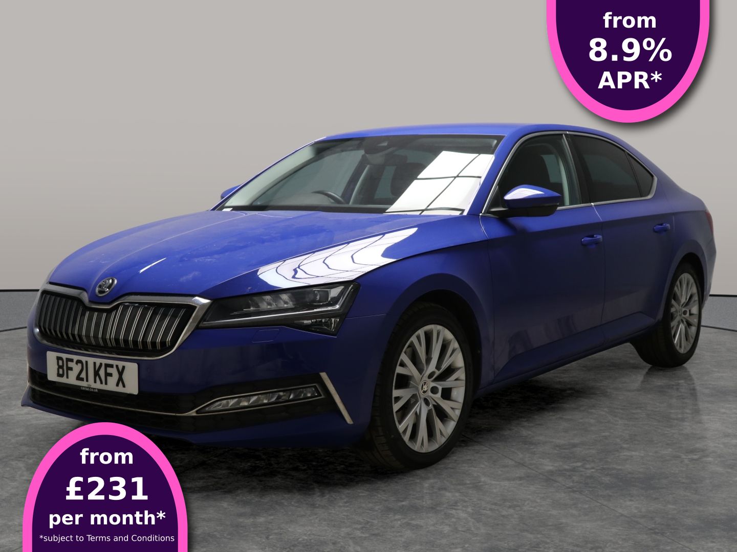 Main listing image - Skoda Superb