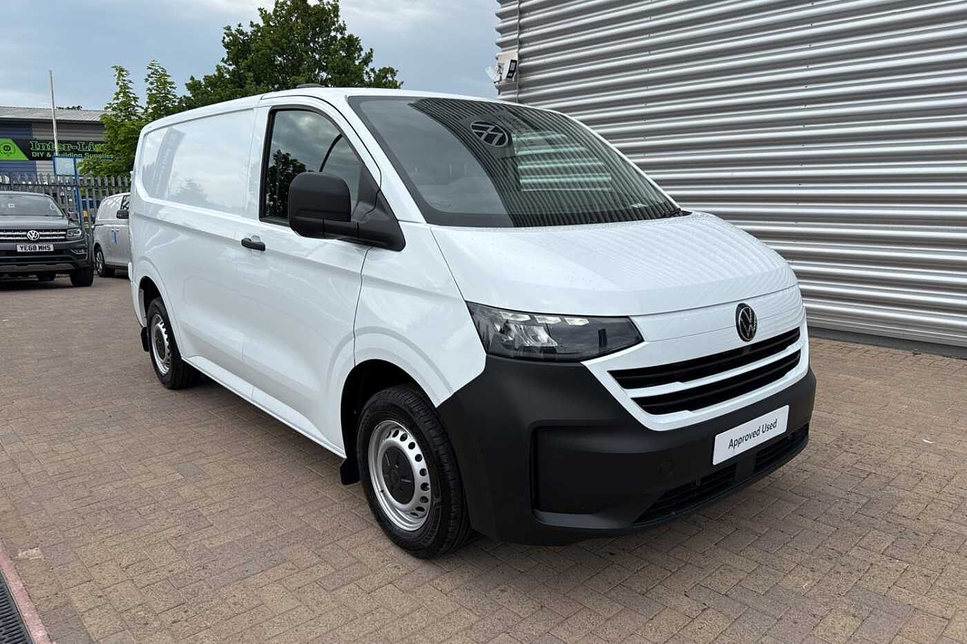 Main listing image - Volkswagen Transporter