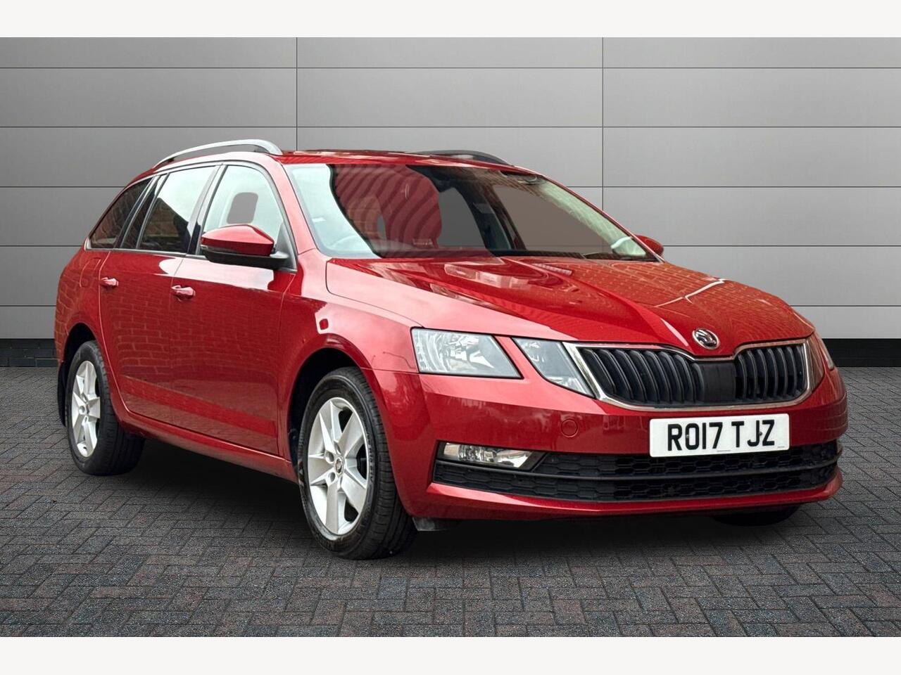 Main listing image - Skoda Octavia Estate