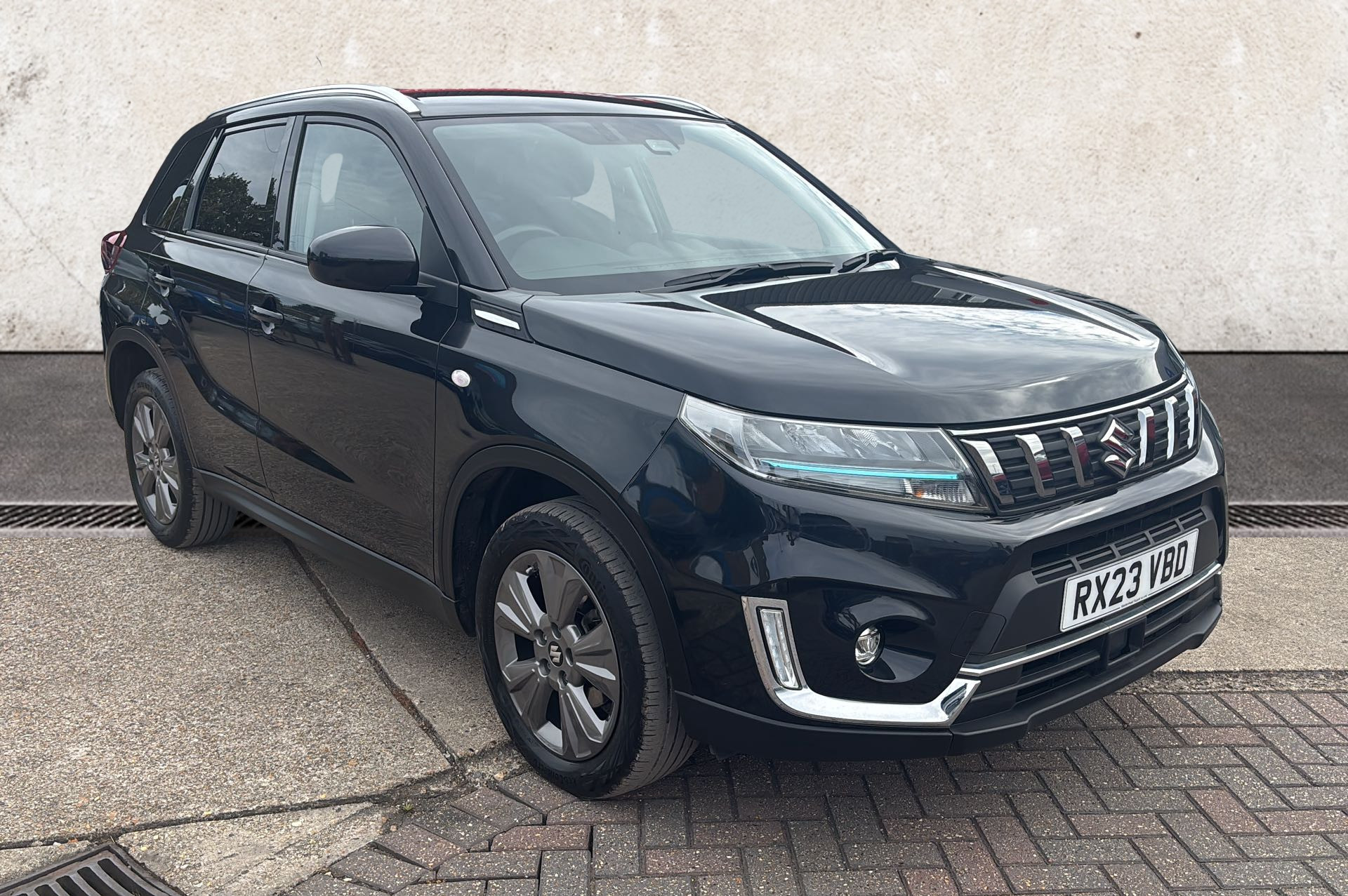 Main listing image - Suzuki Vitara