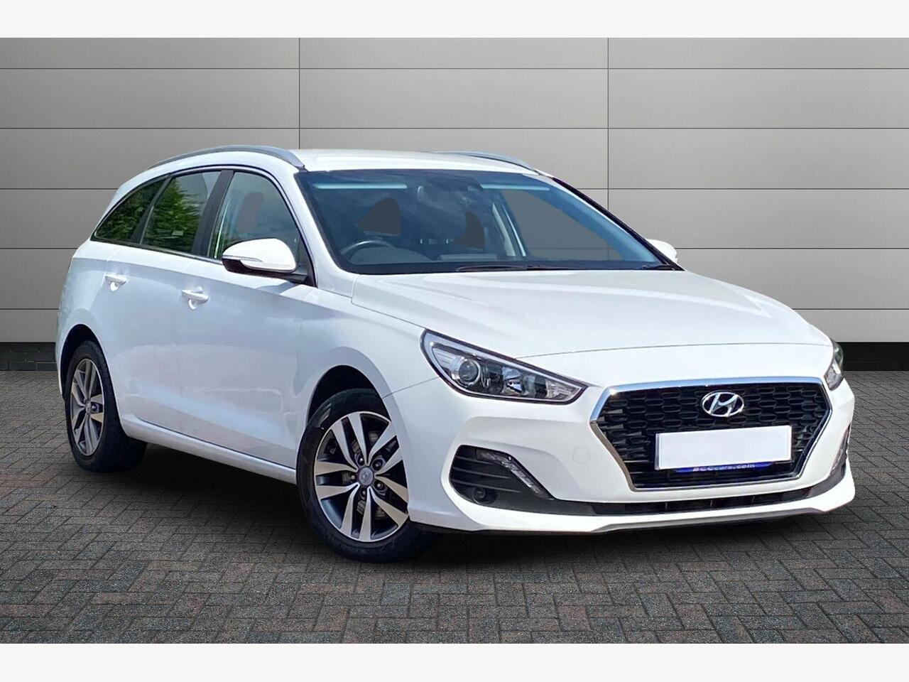 Main listing image - Hyundai i30 Tourer