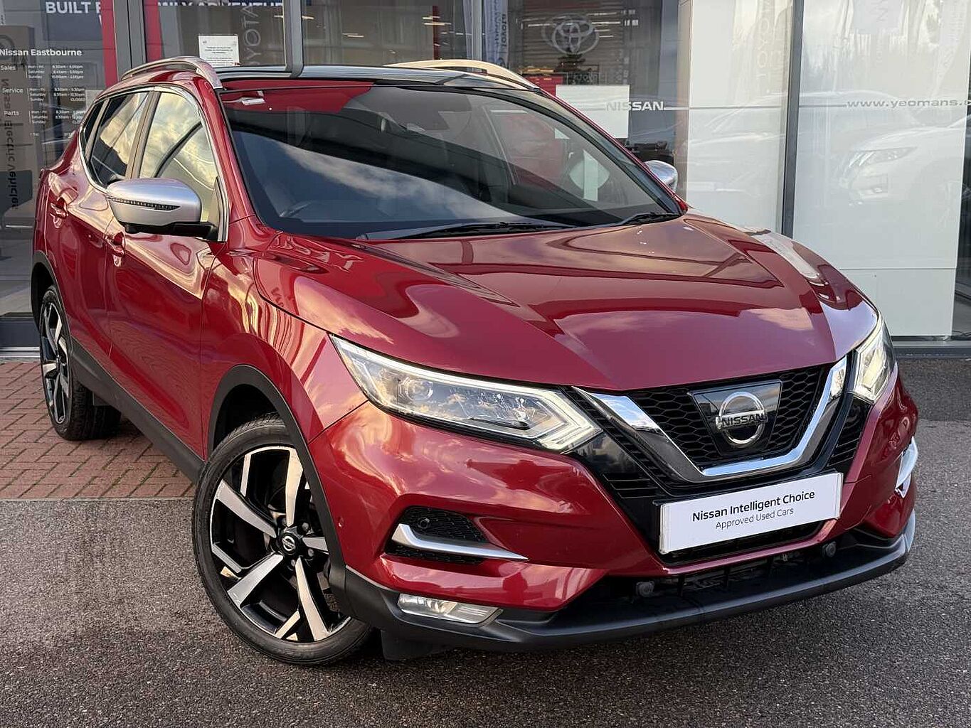 Main listing image - Nissan Qashqai
