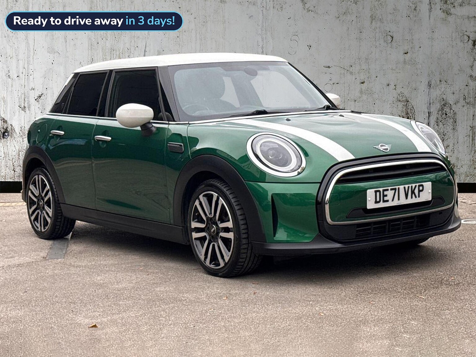 Main listing image - MINI Hatchback 5dr