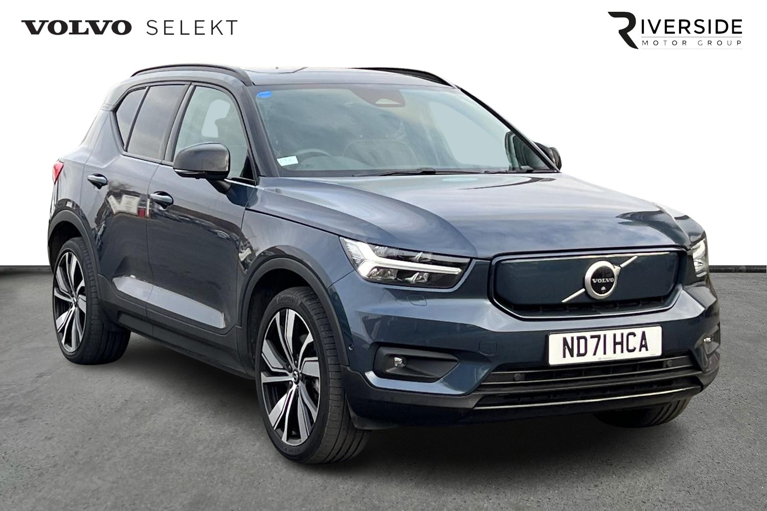 Main listing image - Volvo XC40 Recharge