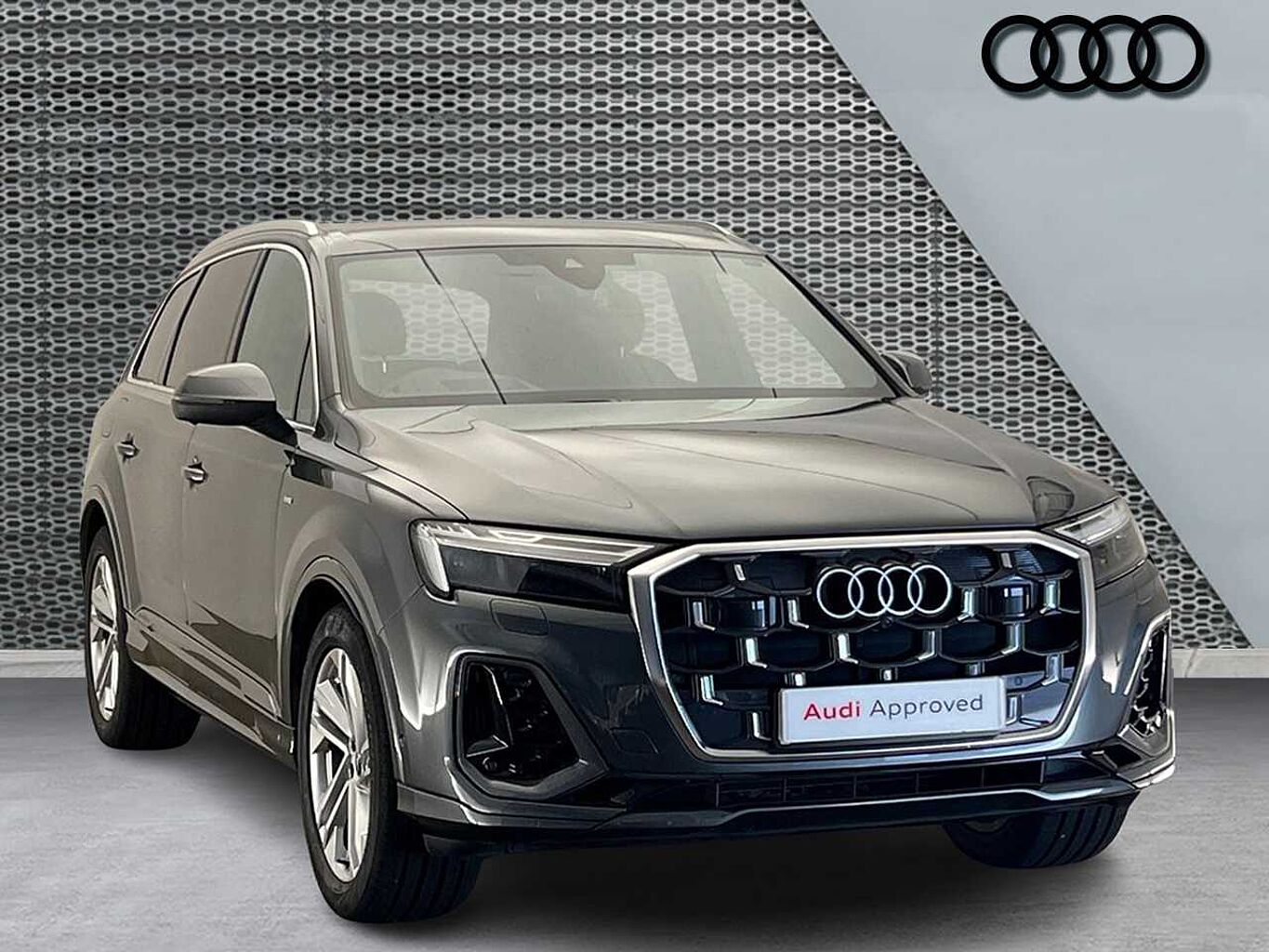 Main listing image - Audi Q7