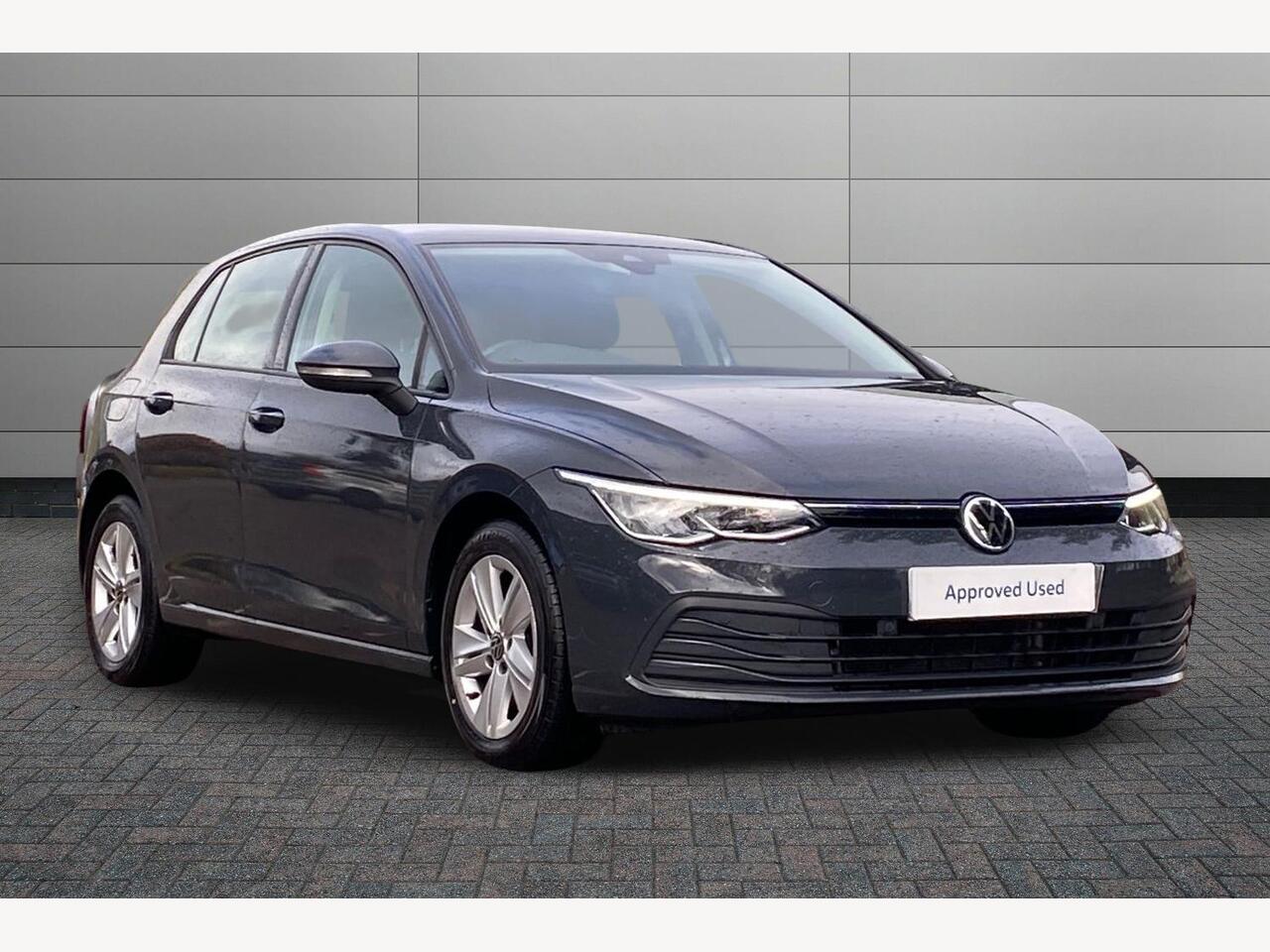 Main listing image - Volkswagen Golf