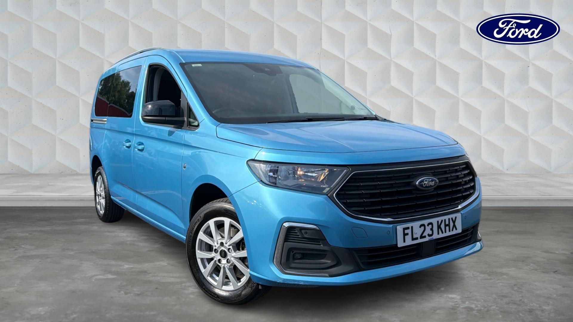 Main listing image - Ford Tourneo Connect