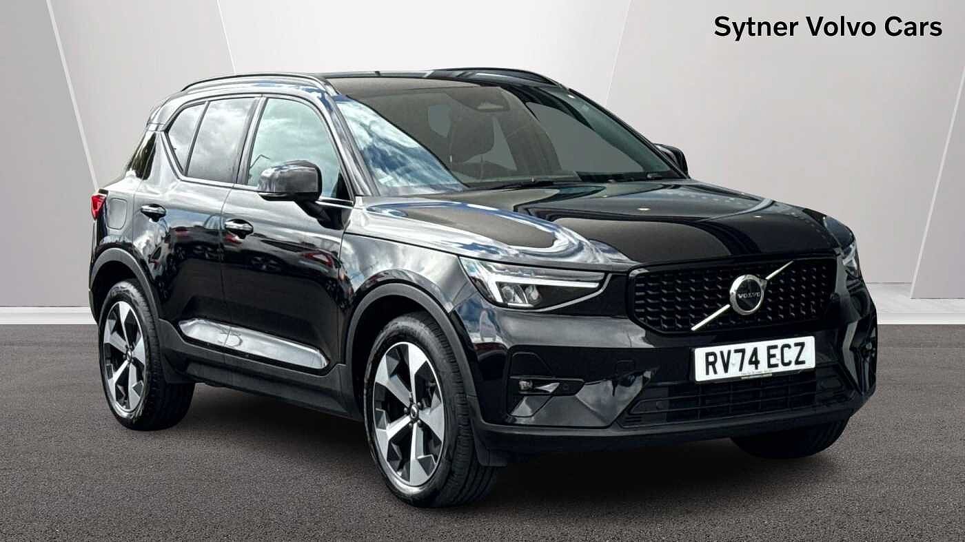 Main listing image - Volvo XC40