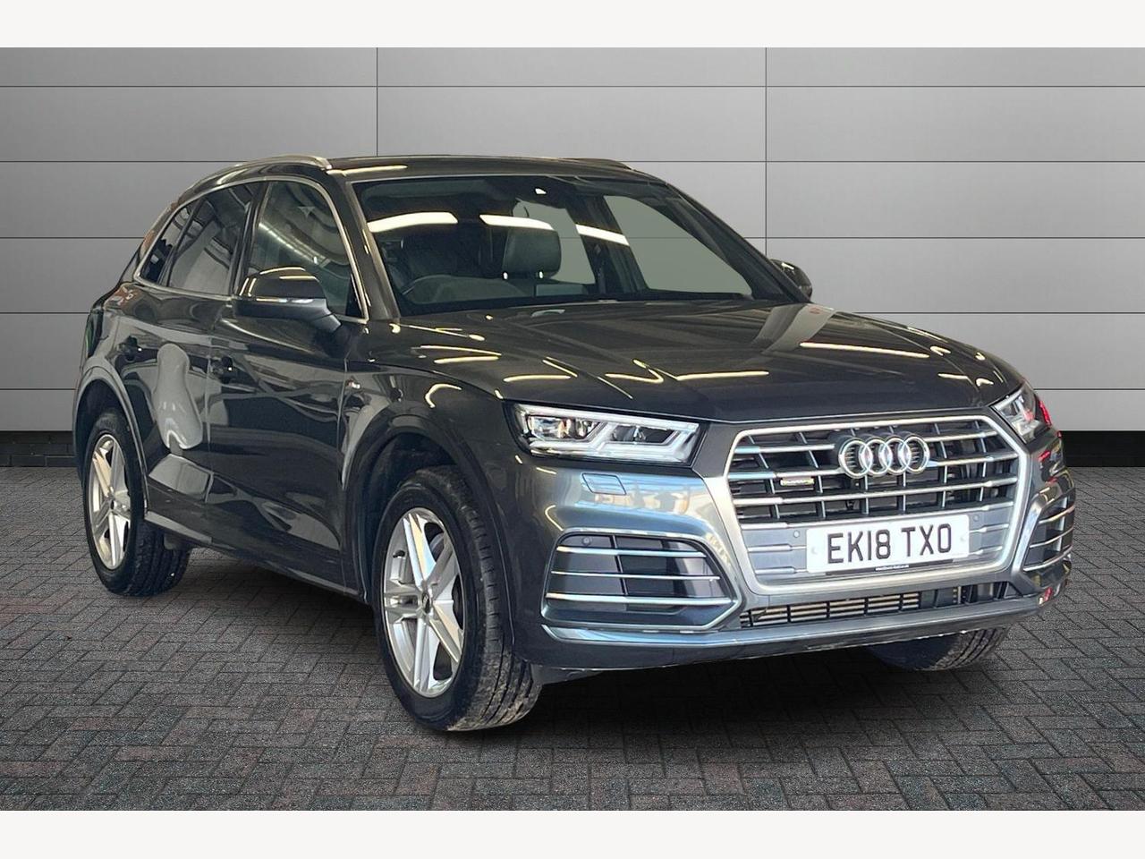 Main listing image - Audi Q5