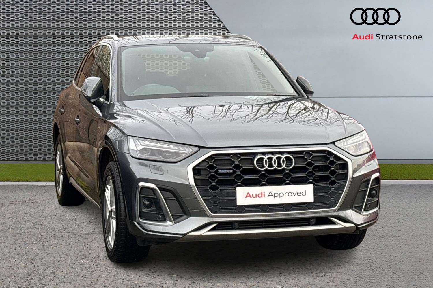 Main listing image - Audi Q5