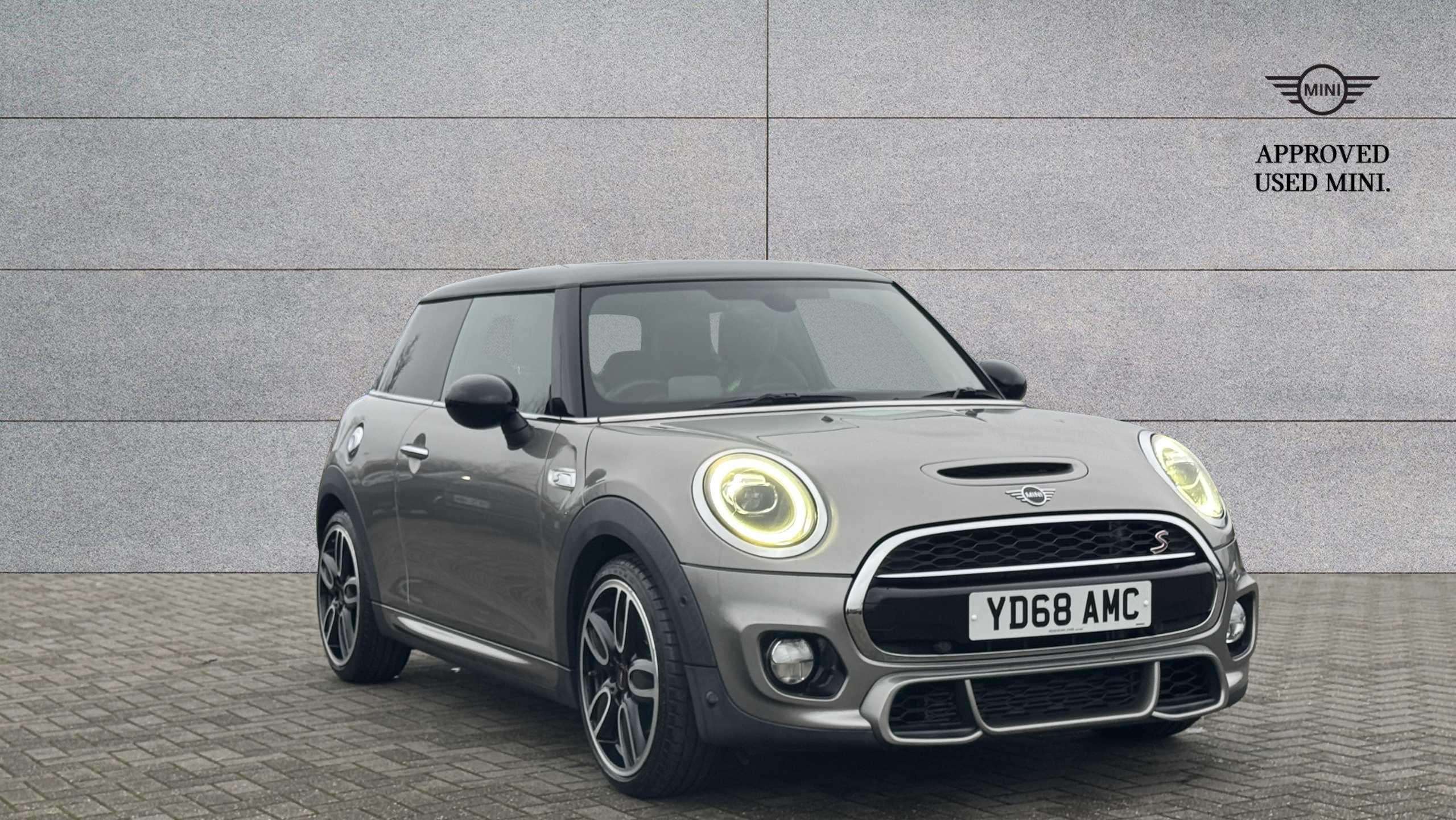 Main listing image - MINI Hatchback