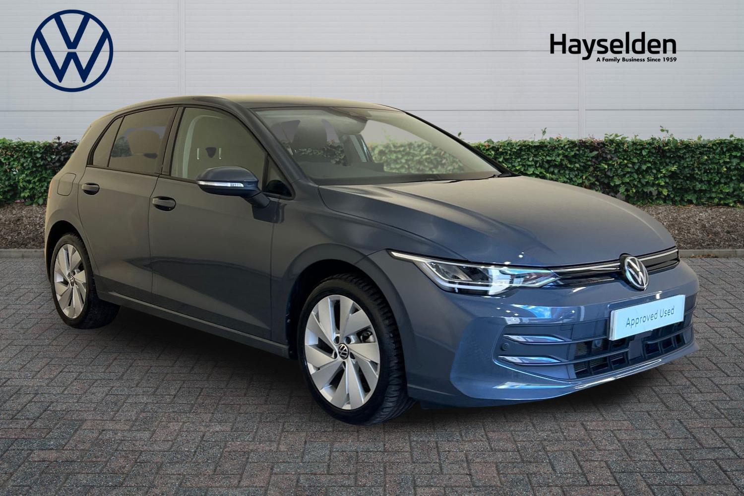 Main listing image - Volkswagen Golf