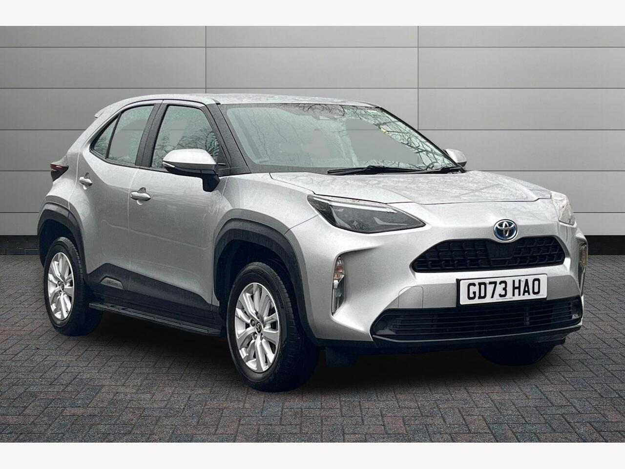 Main listing image - Toyota Yaris Cross