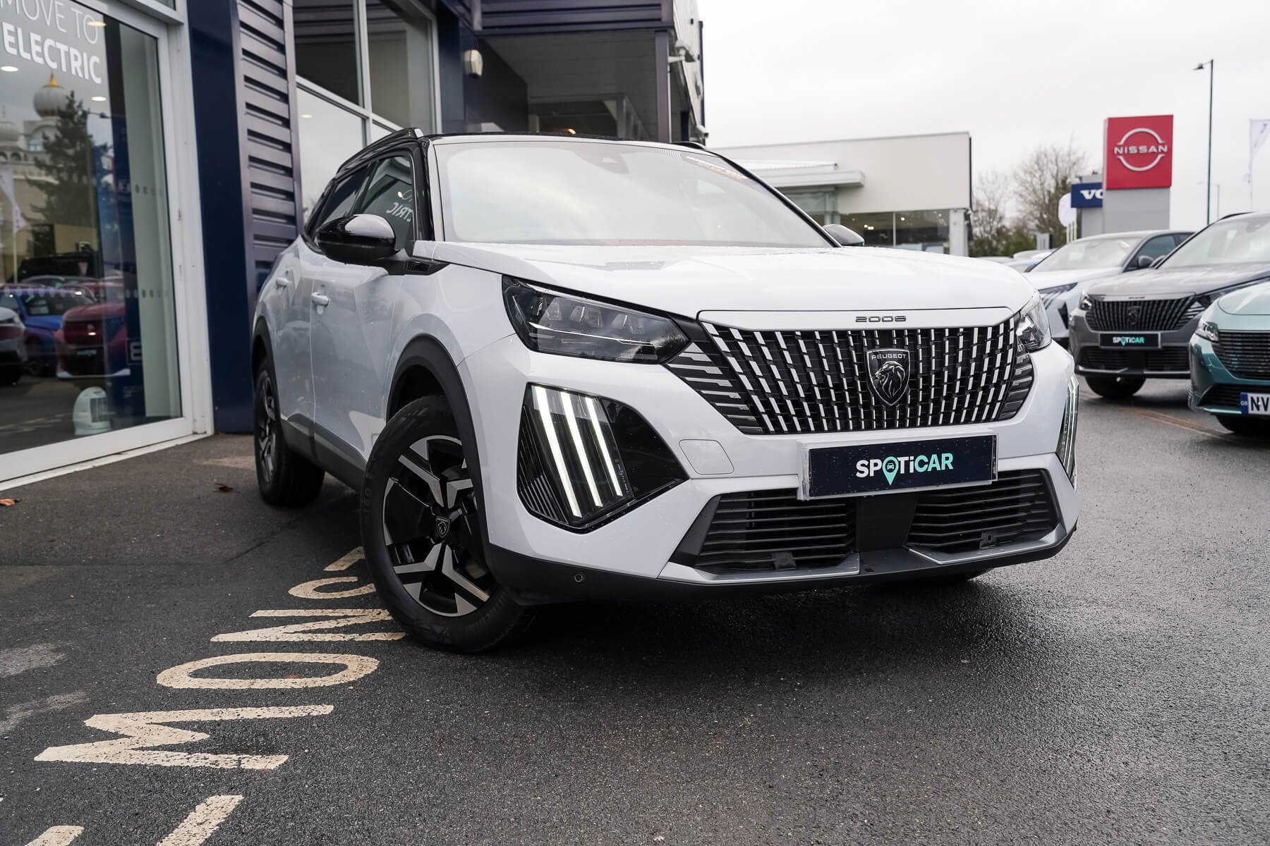 Main listing image - Peugeot 2008