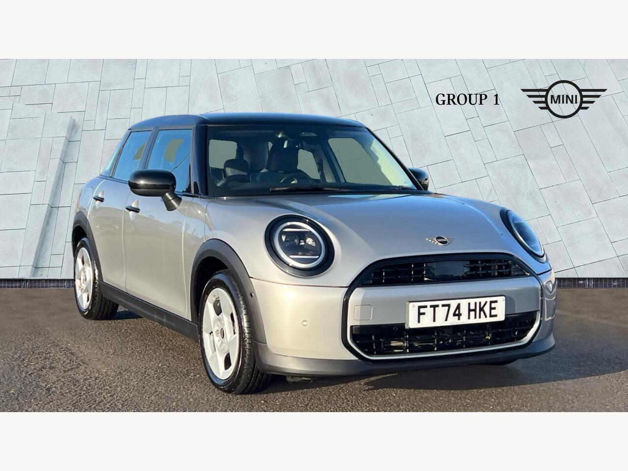 Main listing image - MINI Hatchback 5dr