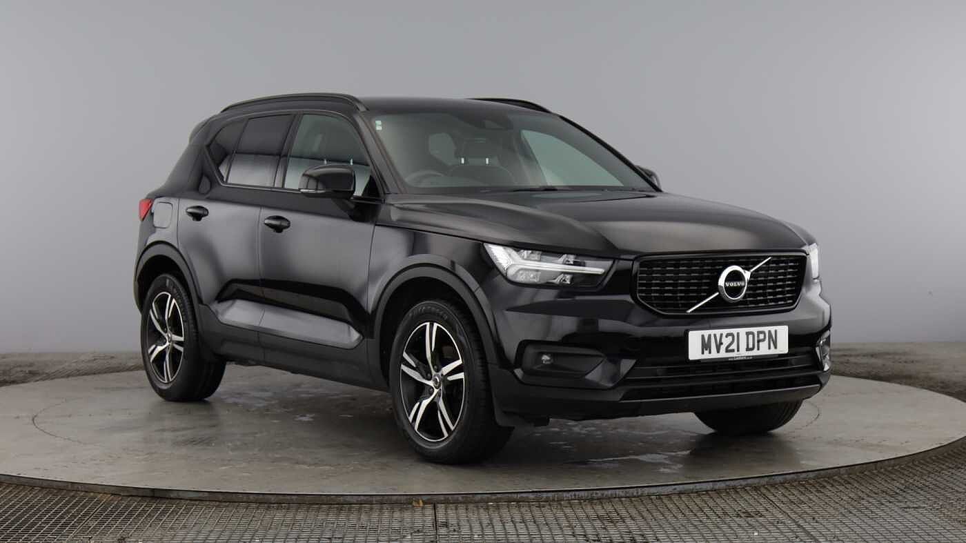 Main listing image - Volvo XC40