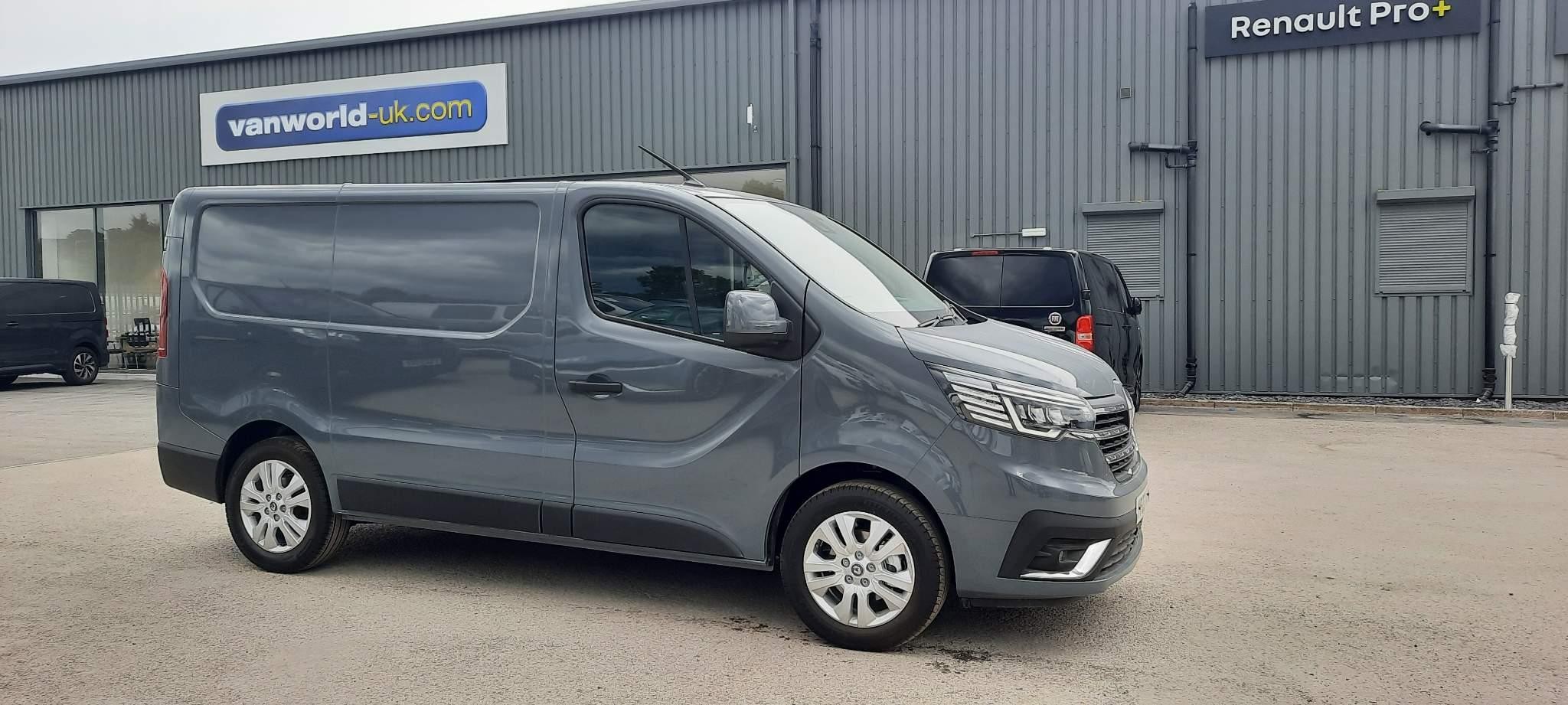 Main listing image - Renault Trafic