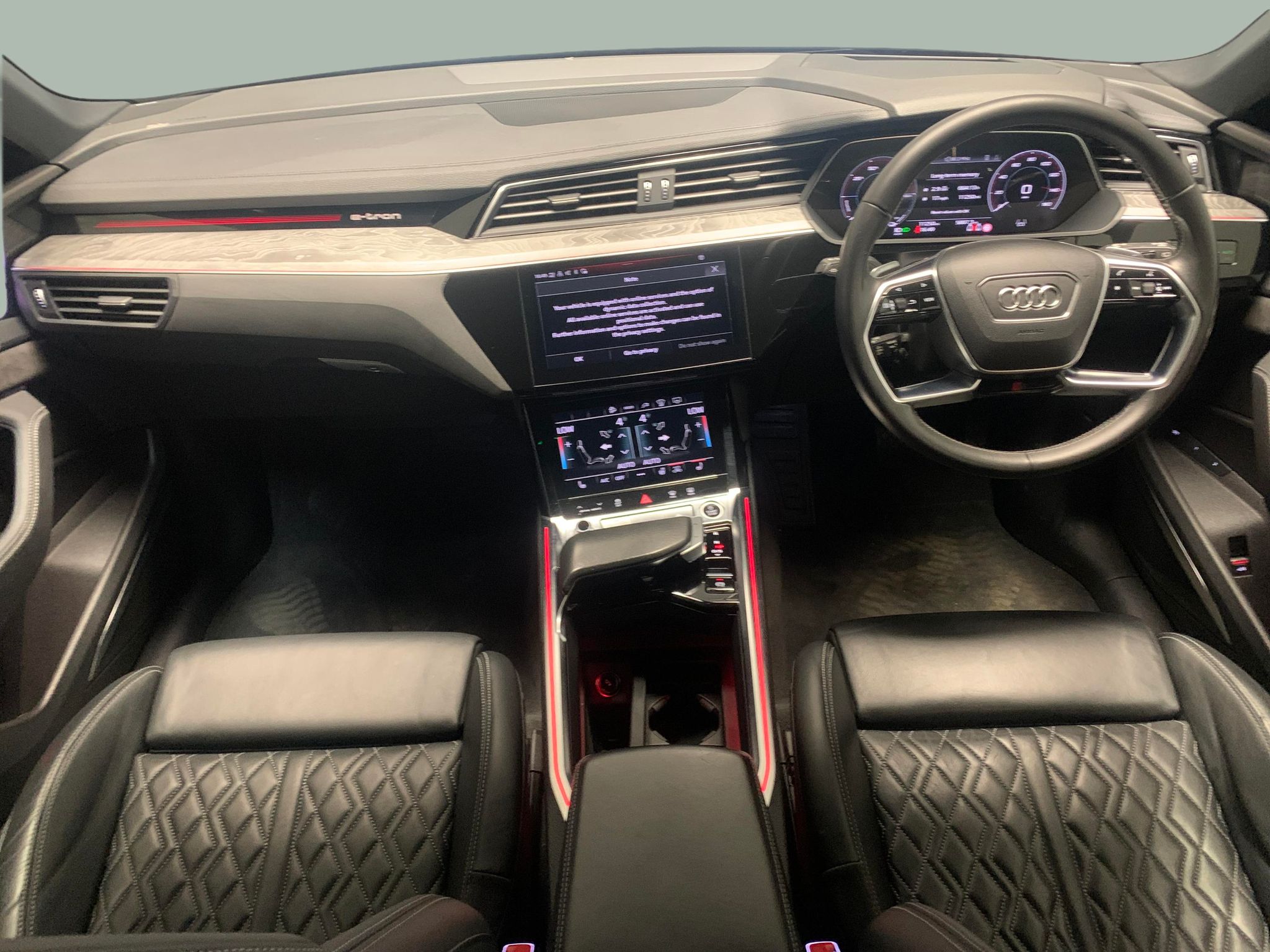 Main listing image - Audi e-tron