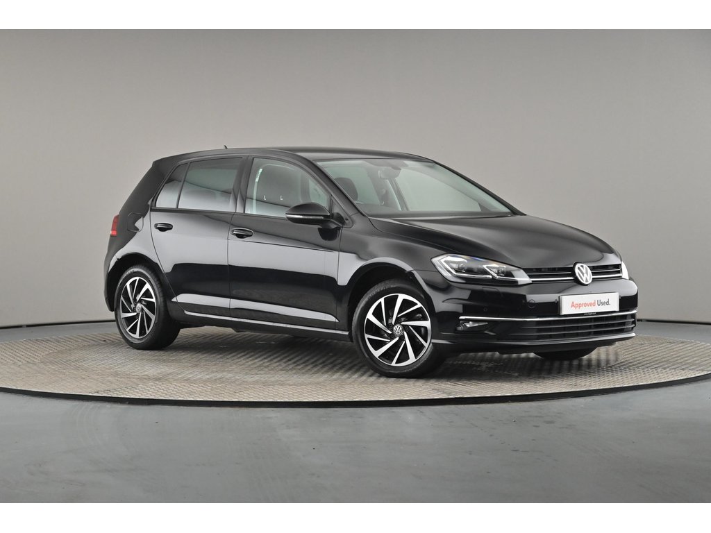 Main listing image - Volkswagen Golf