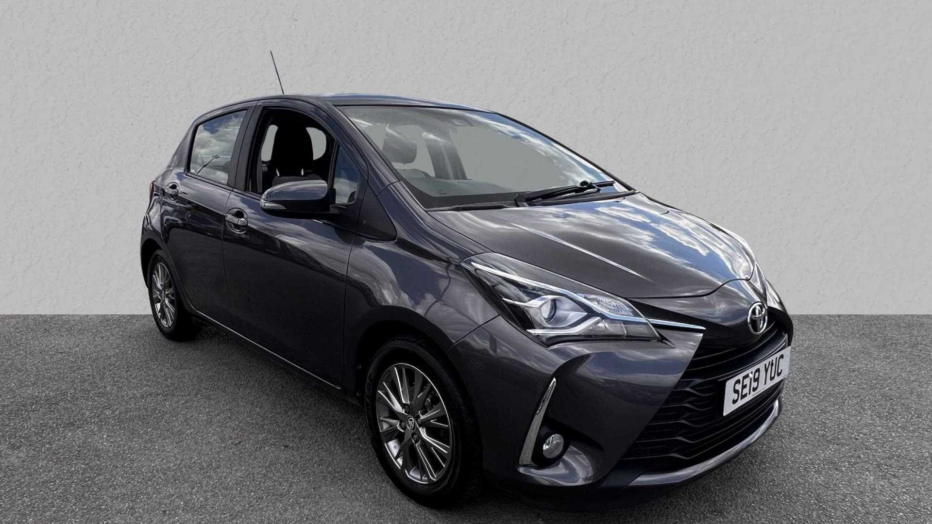 Main listing image - Toyota Yaris