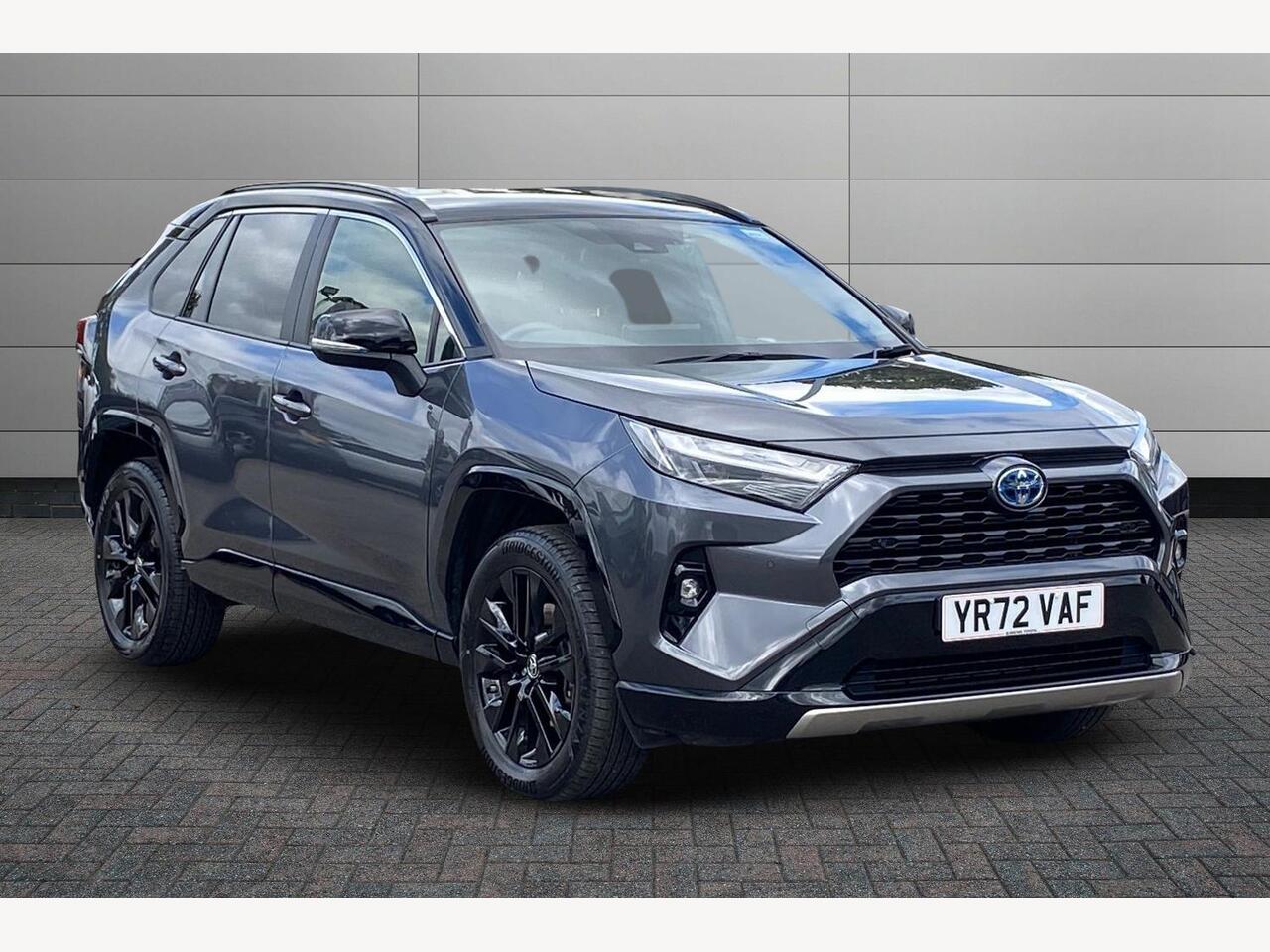 Main listing image - Toyota RAV4