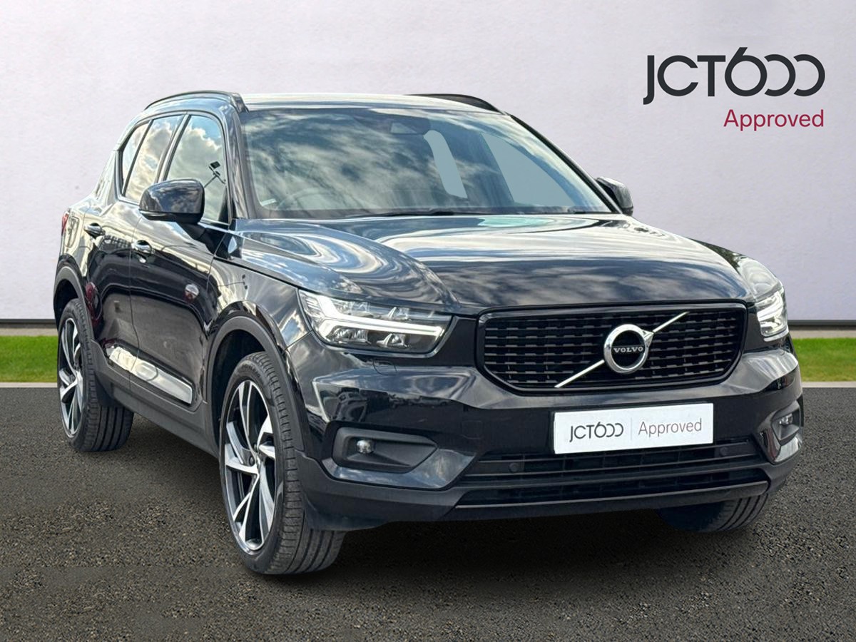 Main listing image - Volvo XC40
