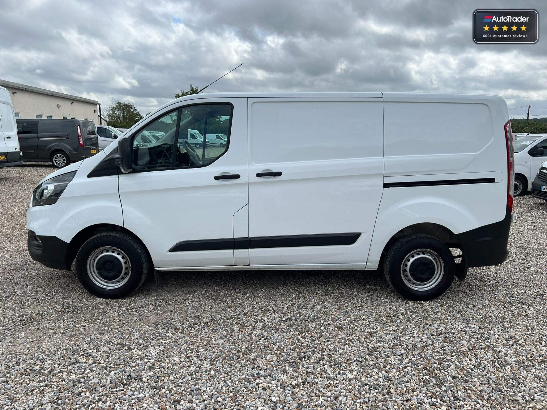 Main listing image - Ford Transit Custom