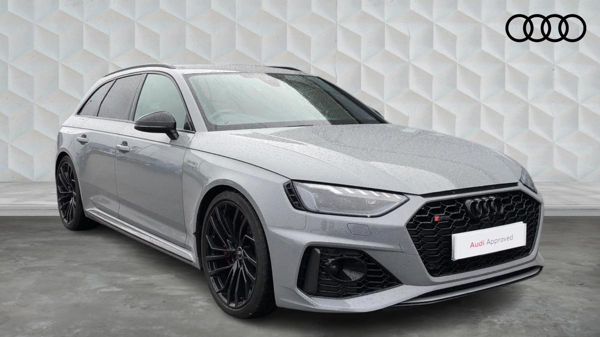 Main listing image - Audi RS4