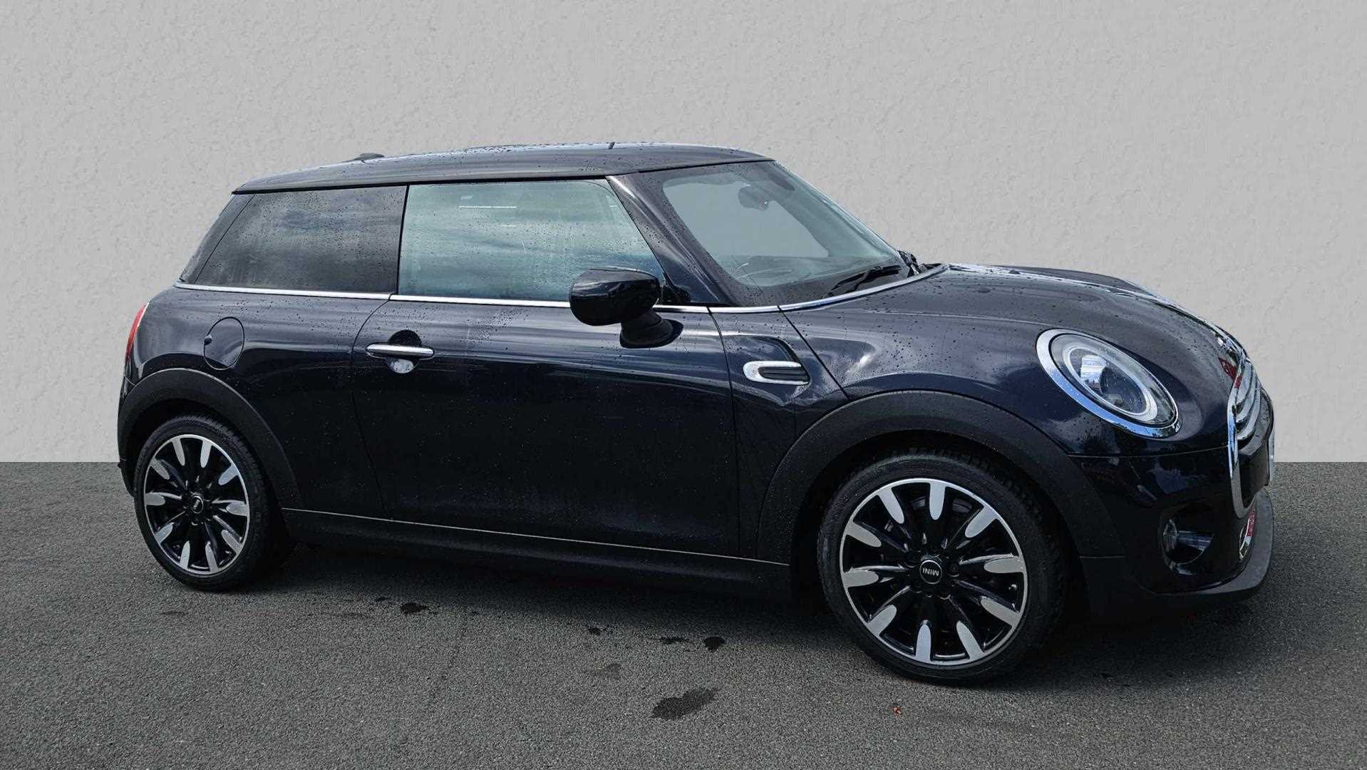 Main listing image - MINI Hatchback