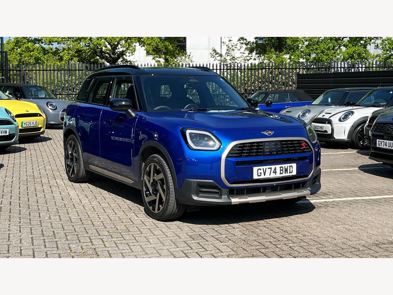 Main listing image - MINI Countryman