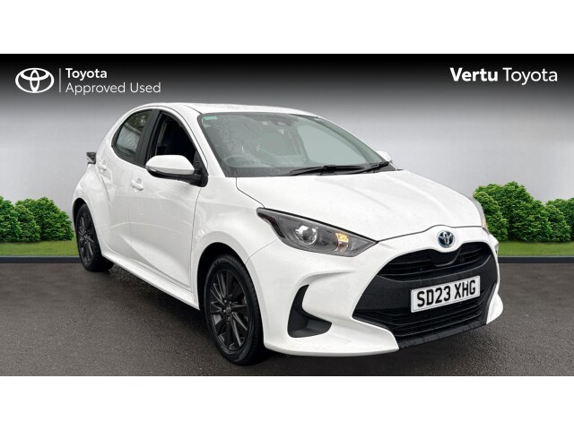 Main listing image - Toyota Yaris