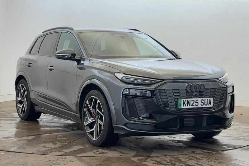 Main listing image - Audi Q6 e-tron