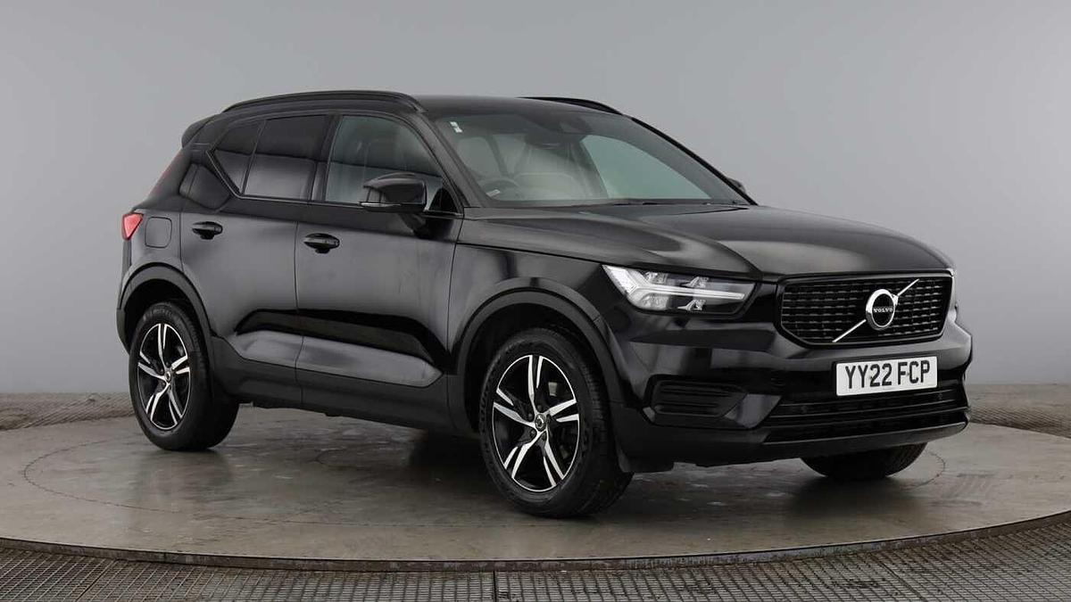 Main listing image - Volvo XC40