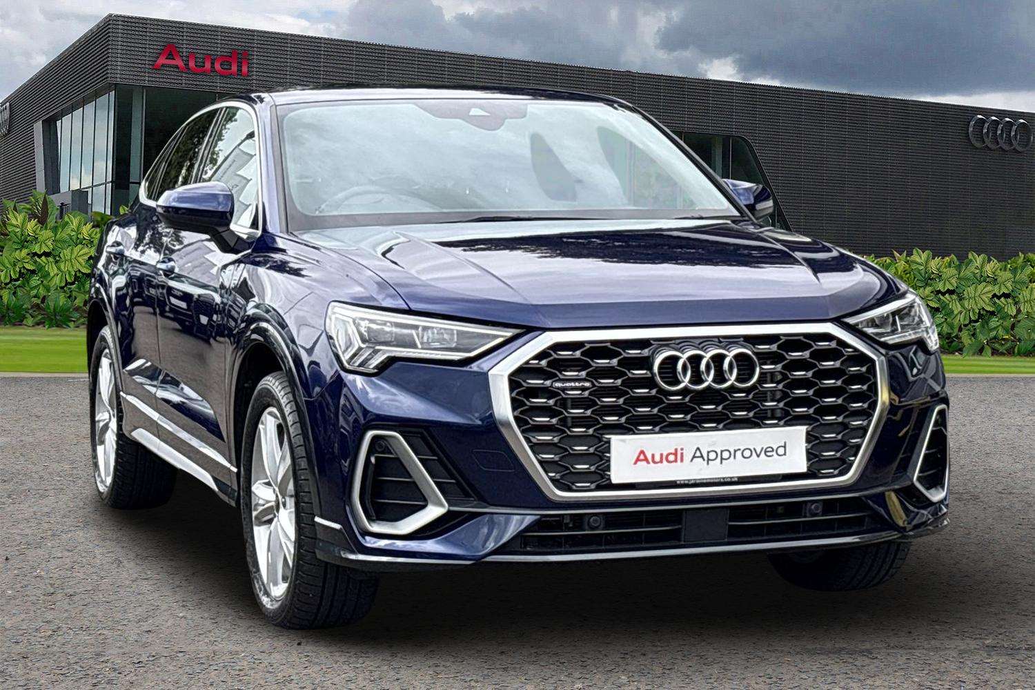 Main listing image - Audi Q3
