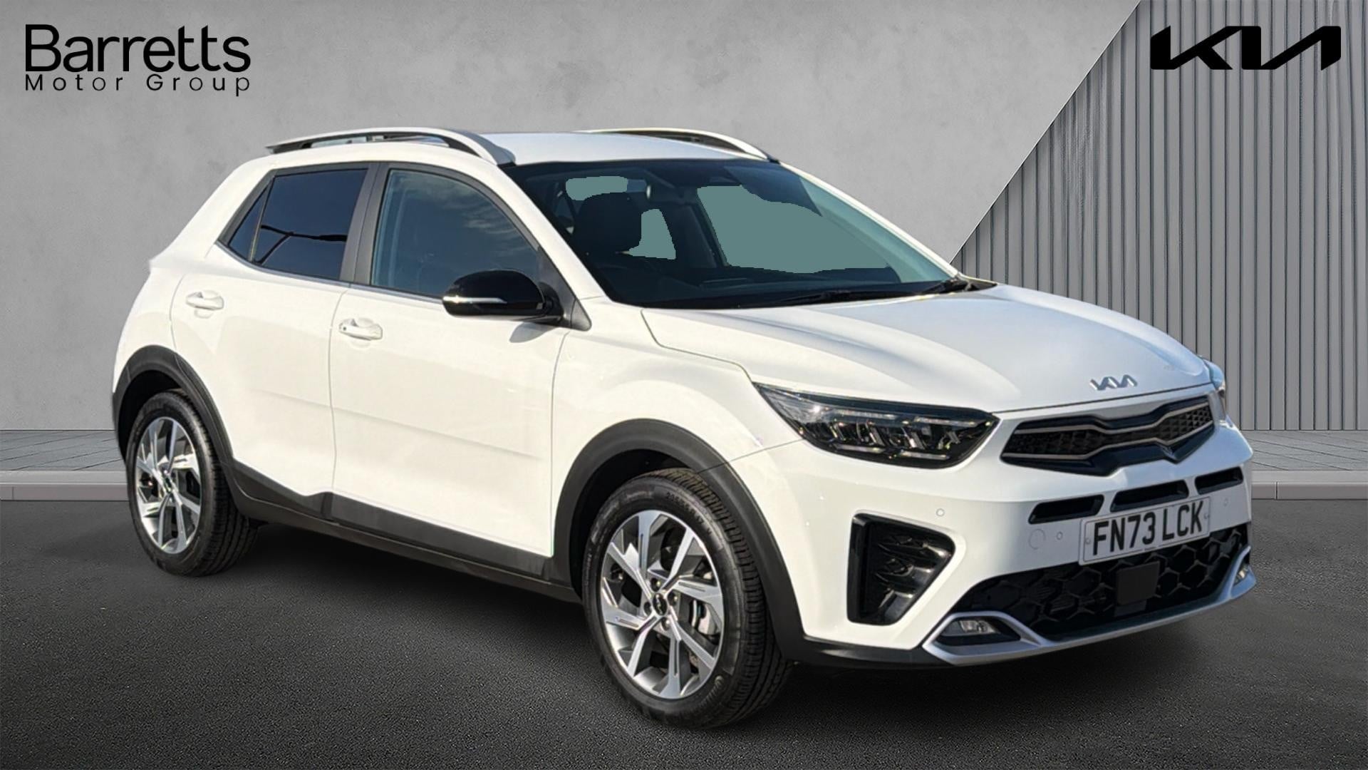 Main listing image - Kia Stonic