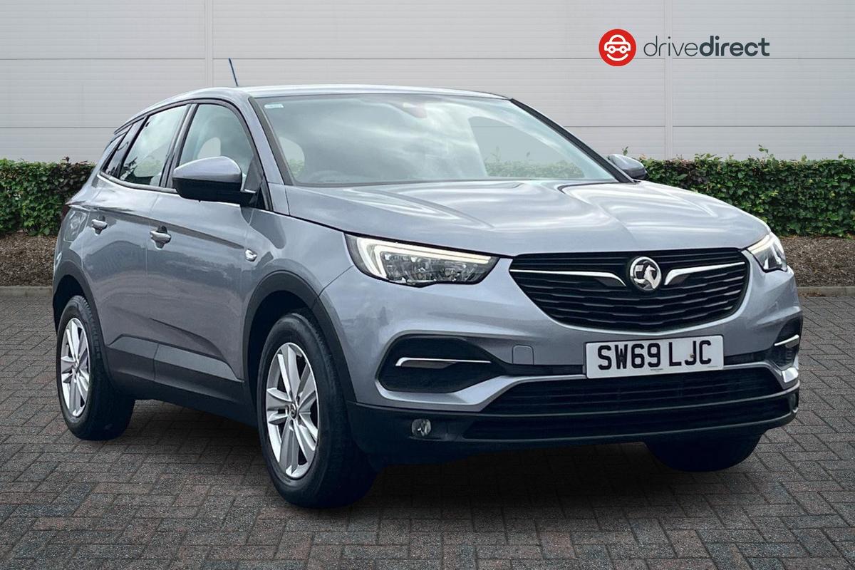 Main listing image - Vauxhall Grandland X