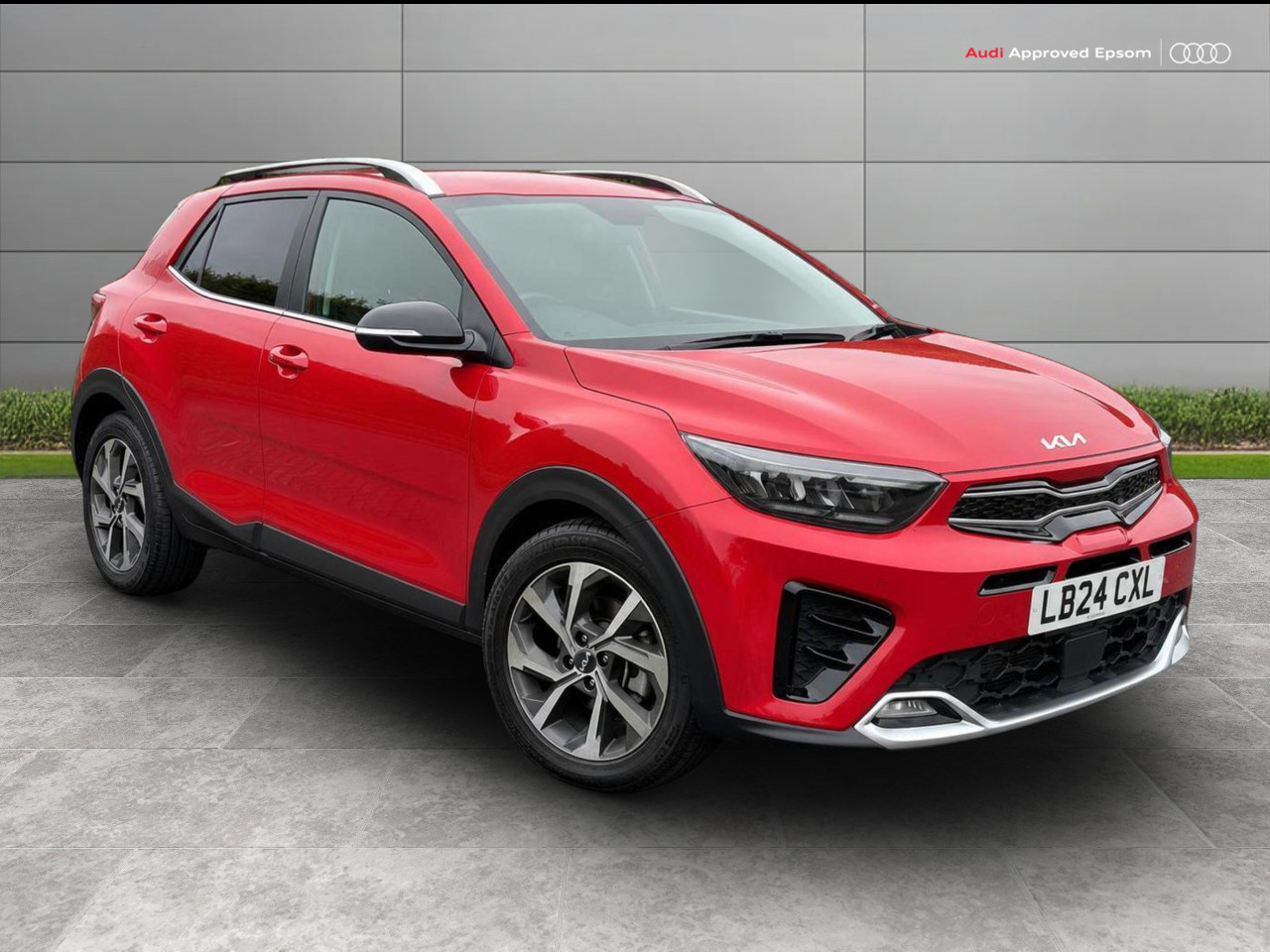 Main listing image - Kia Stonic