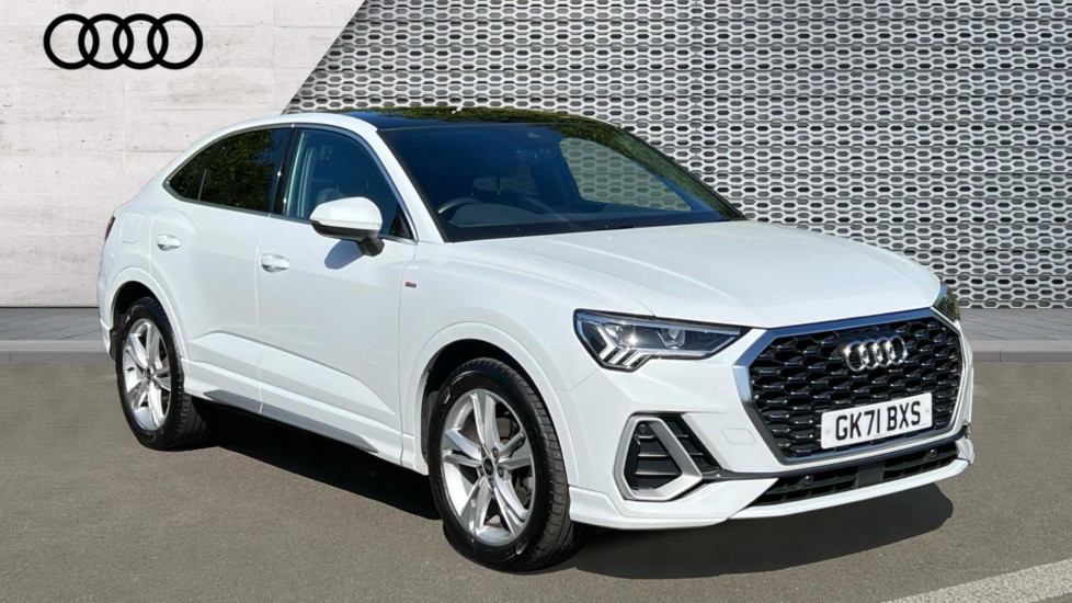 Main listing image - Audi Q3