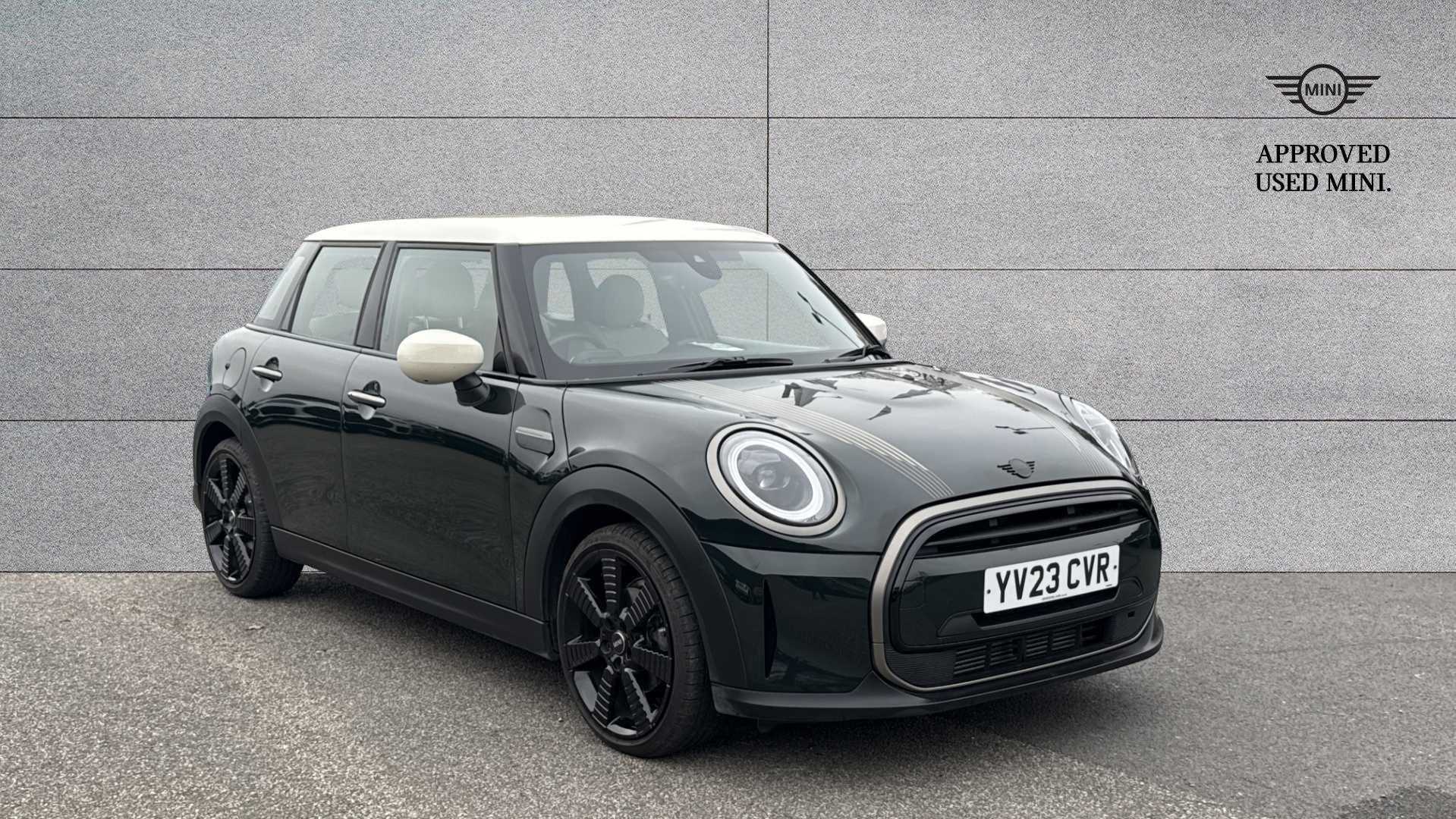 Main listing image - MINI Hatchback 5dr