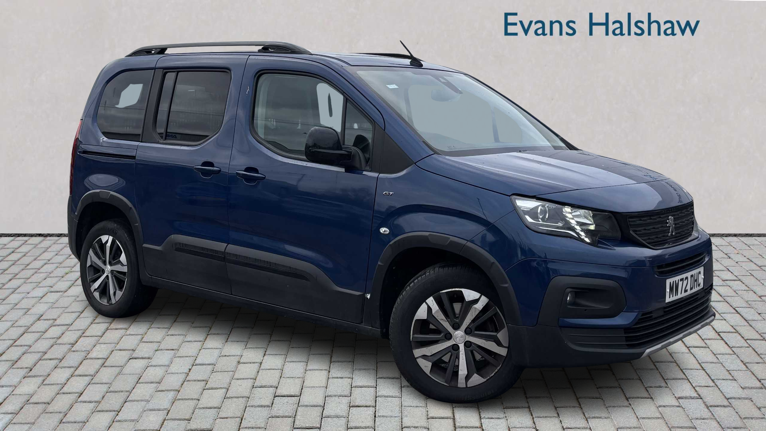 Main listing image - Peugeot Rifter