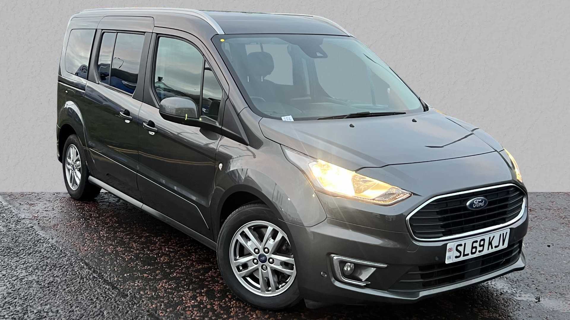 Main listing image - Ford Grand Tourneo Connect